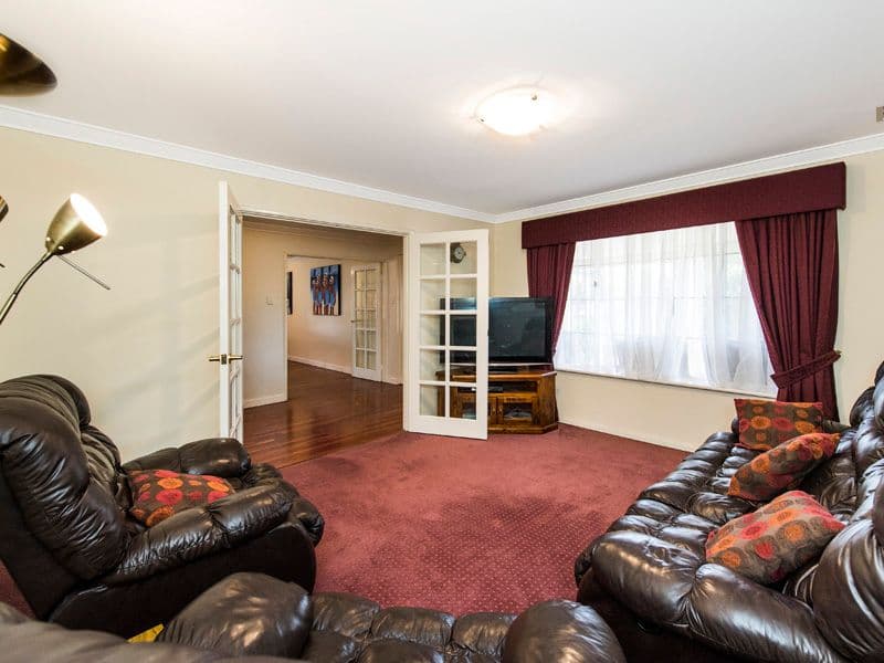 22 Powis Way, Warnbro WA 6169, Warnbro - Thumbnail 2