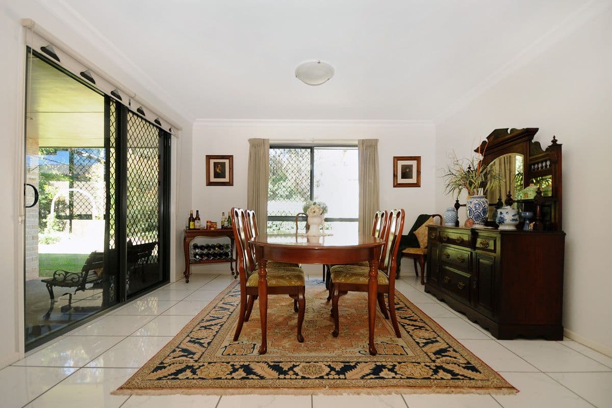 16 Holly Avenue, HIGHFIELDS QLD 4352, Highfields - Thumbnail 3