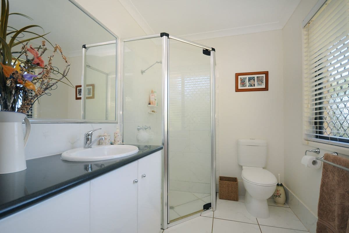 16 Holly Avenue, HIGHFIELDS QLD 4352, Highfields - Thumbnail 8