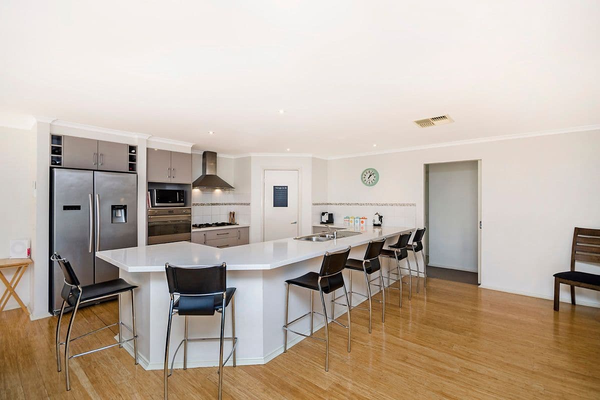 16 Lockett Drive, Warrnambool VIC 3280, Warrnambool - Thumbnail 5