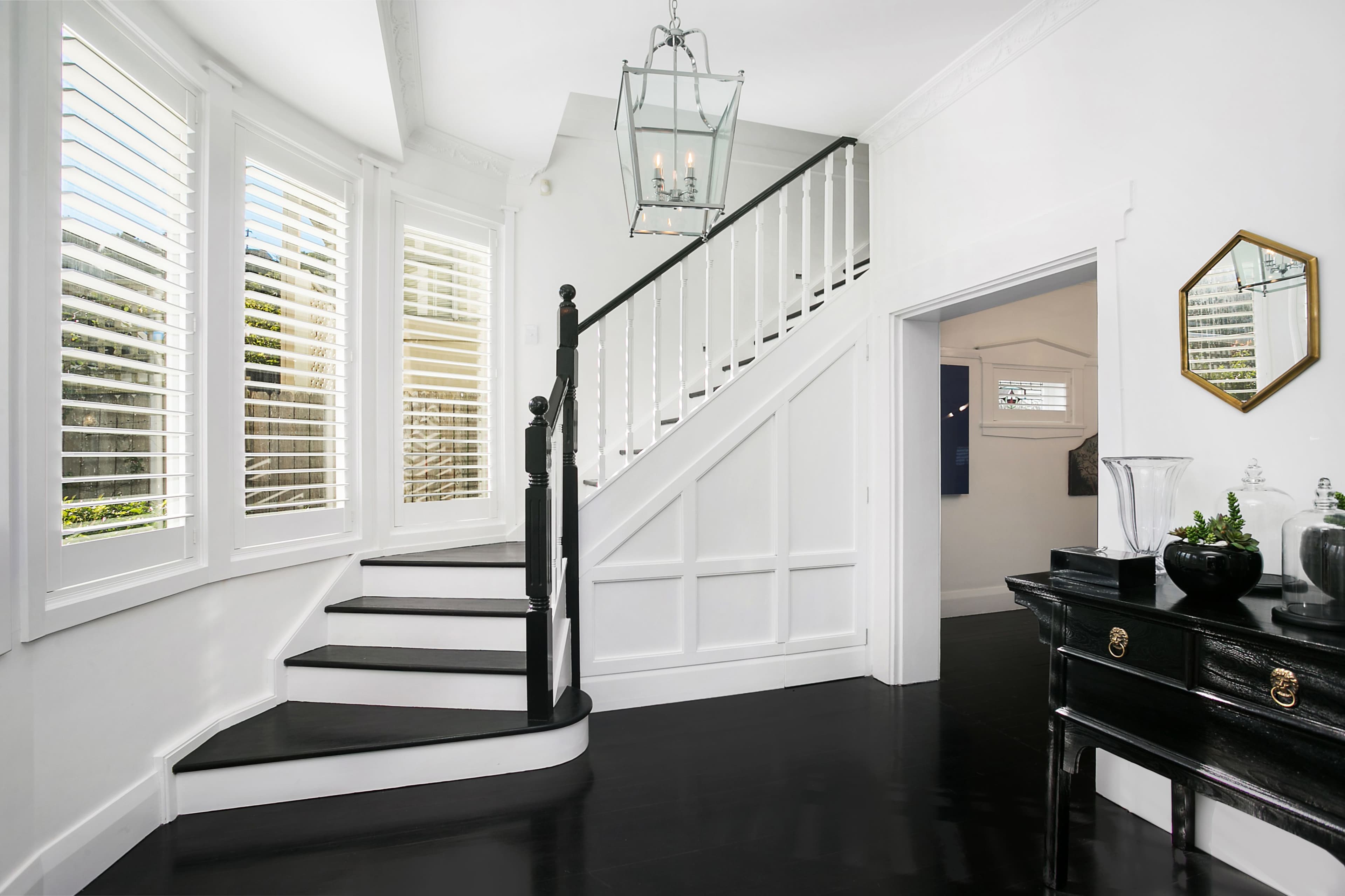 127 Dover Road, Rose Bay - Thumbnail 2