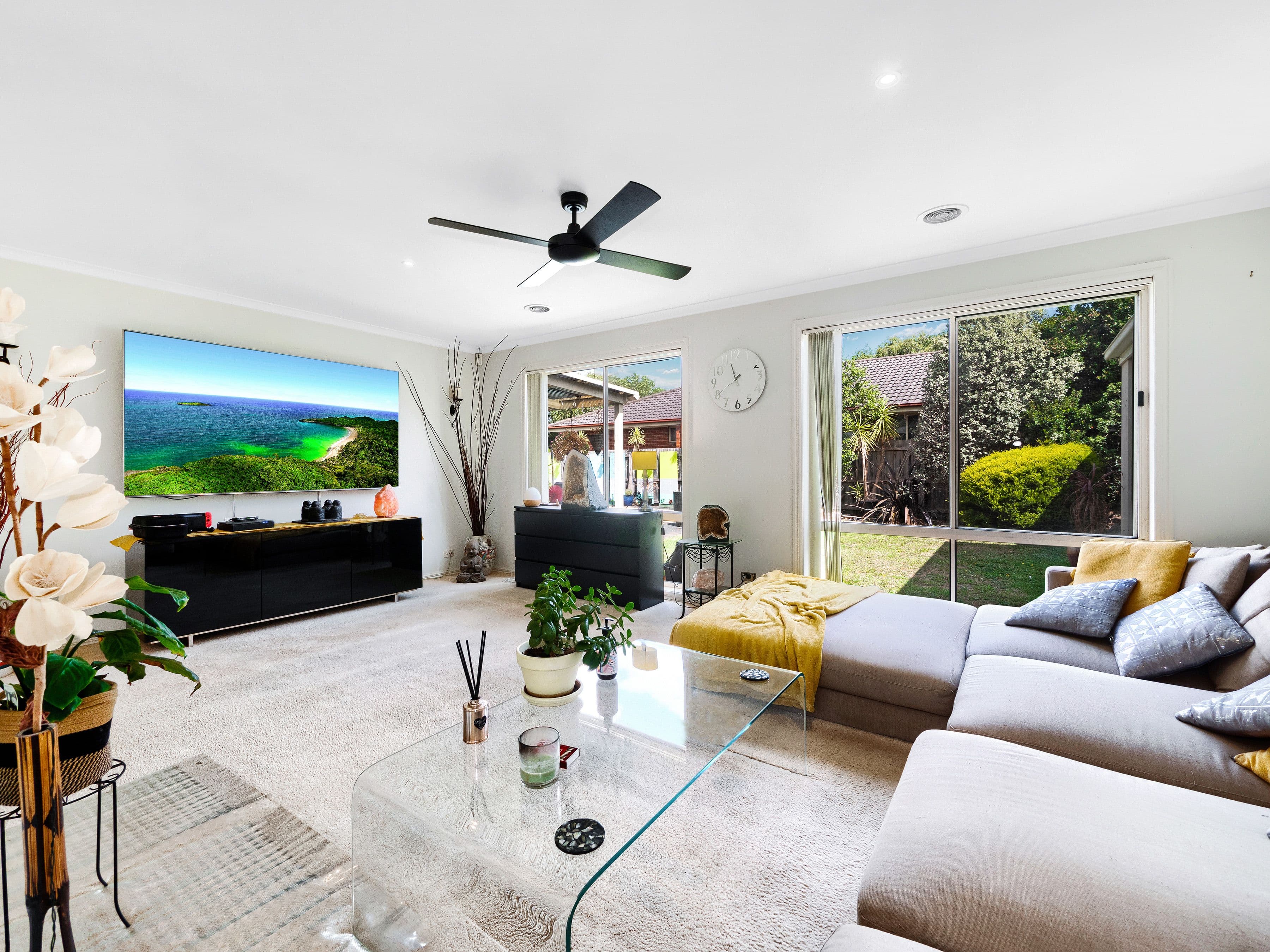 5 Lochgreen View, Cranbourne VIC 3977, Cranbourne - Thumbnail 3