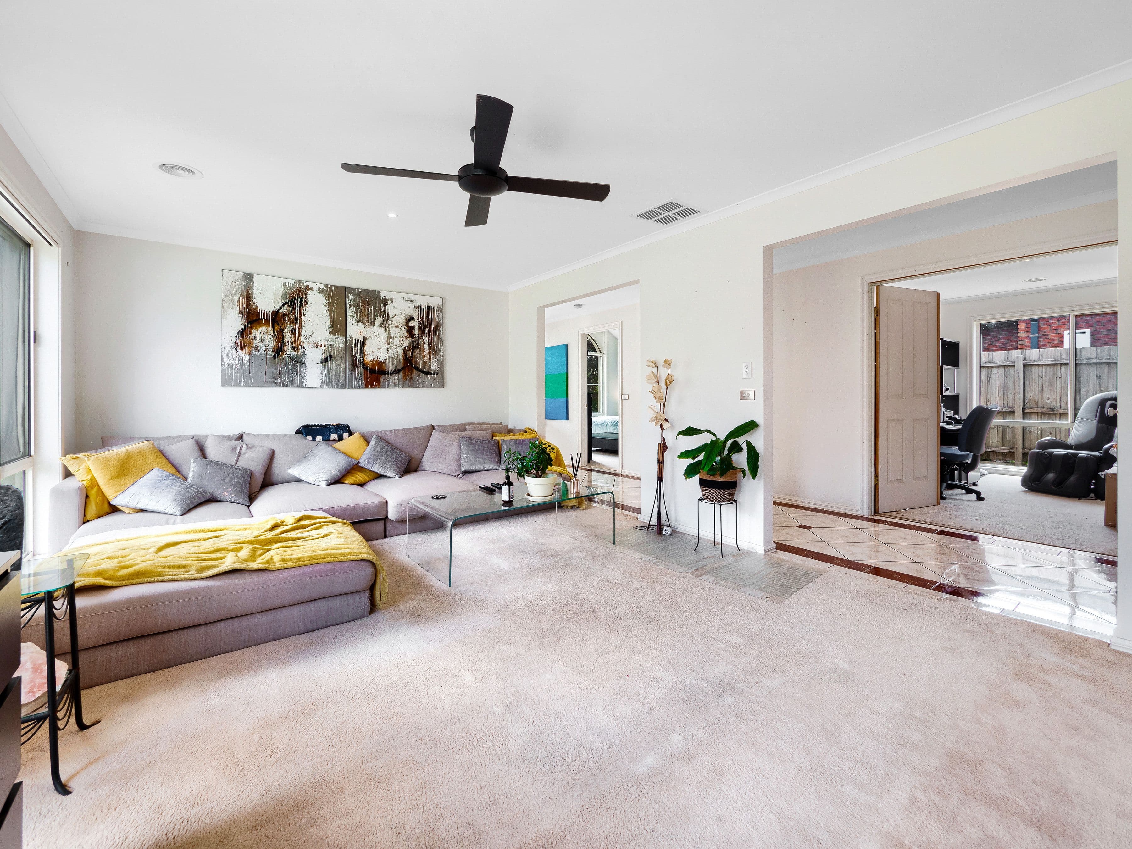 5 Lochgreen View, Cranbourne VIC 3977, Cranbourne - Thumbnail 4
