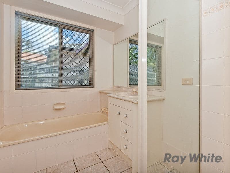 1 Mirrigan Circuit, Petrie QLD 4502, Petrie - Thumbnail 6