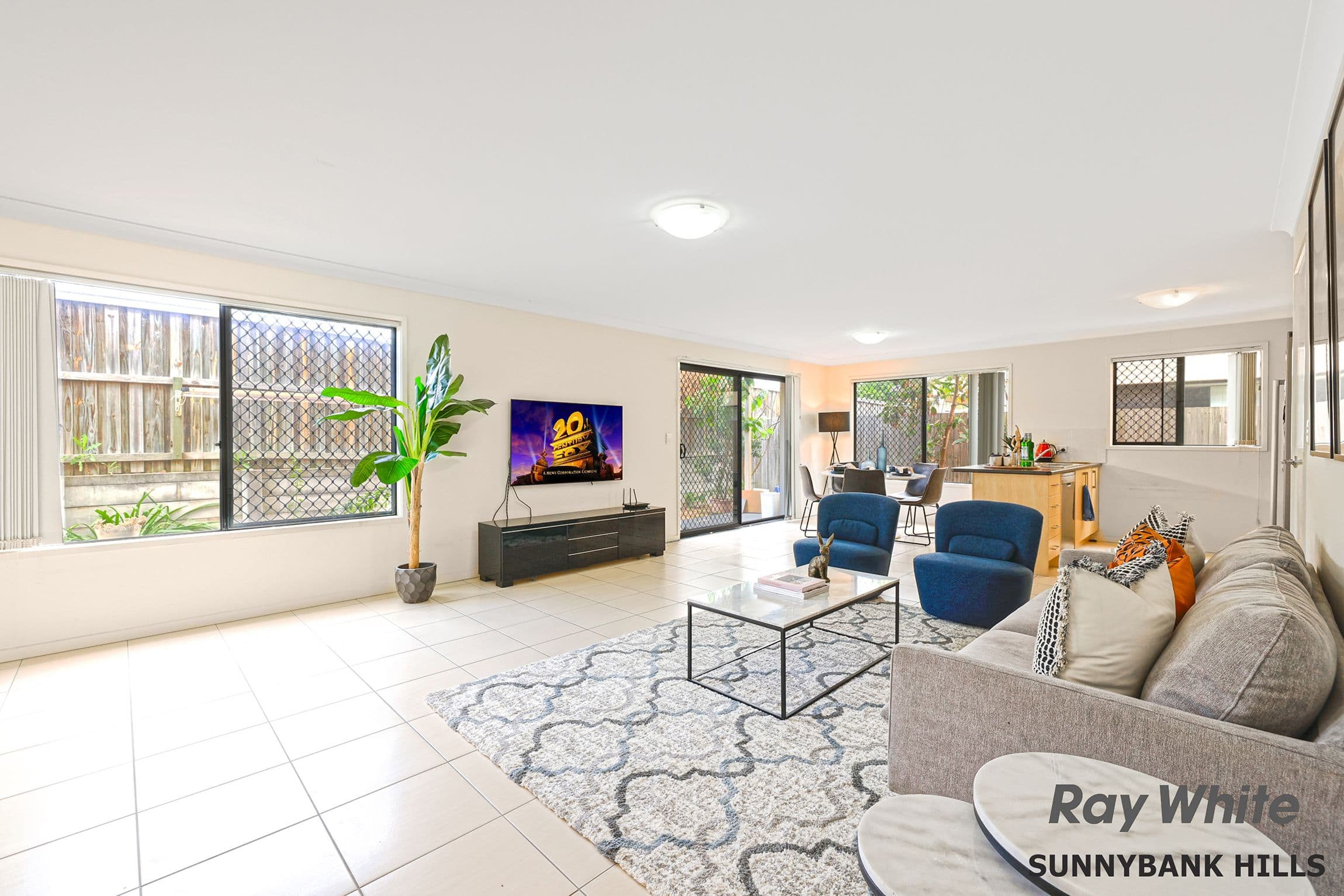 35 Clarence Street, Calamvale QLD 4116, Calamvale - Thumbnail 2