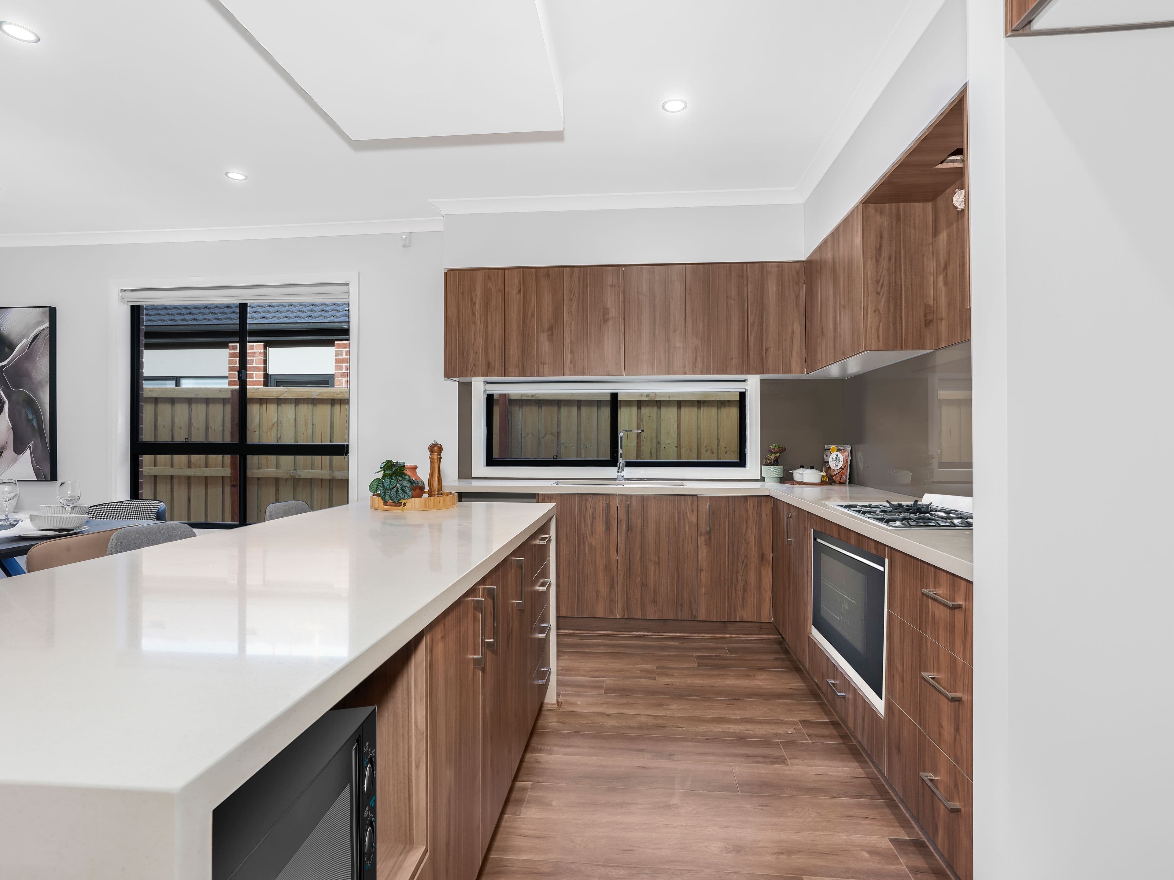 14 Elmwood Street, DEANSIDE VIC 3336, Deanside - Thumbnail 7