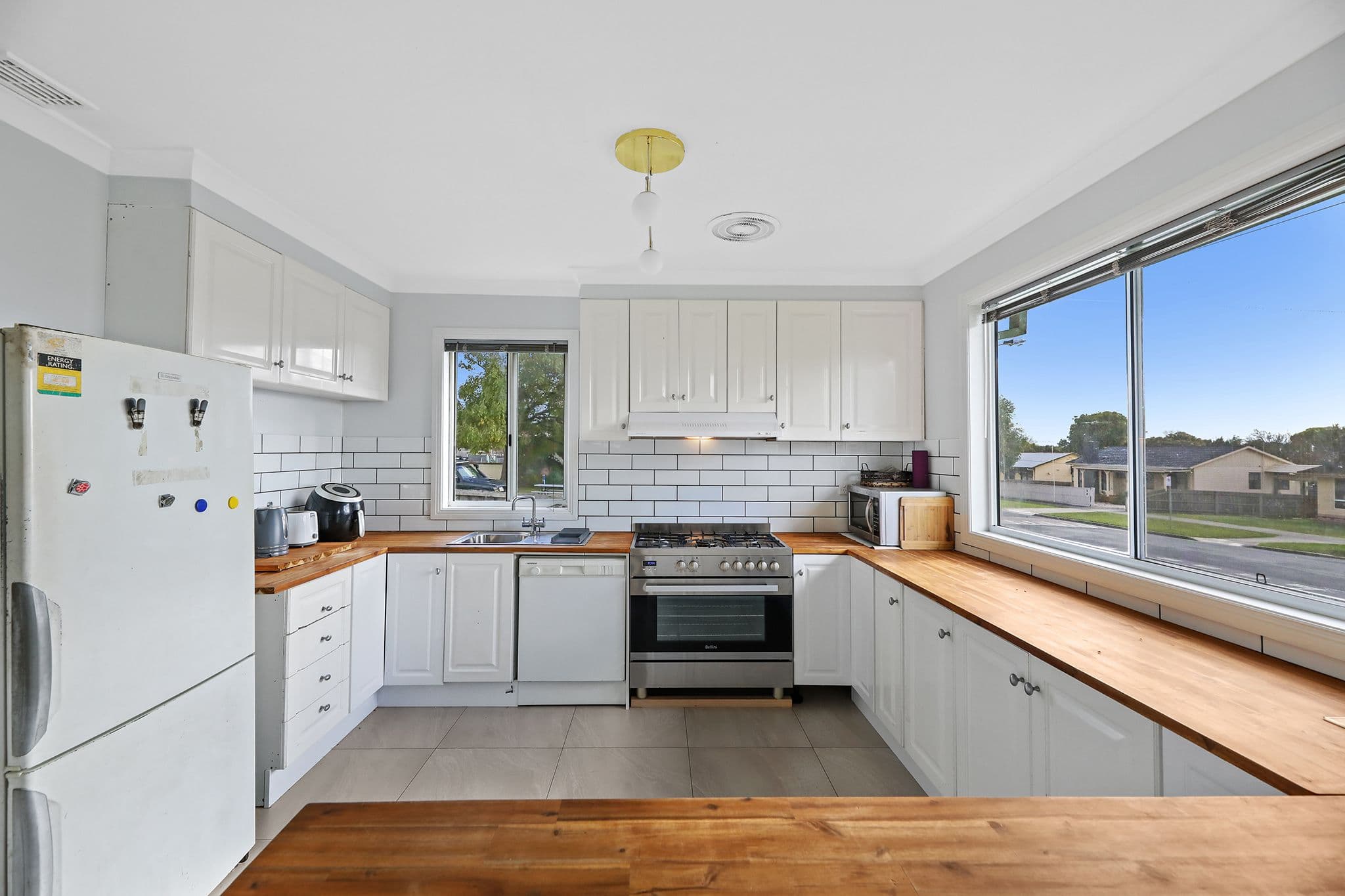 27 Elizabeth Street, Moe VIC 3825, Moe - Thumbnail 4