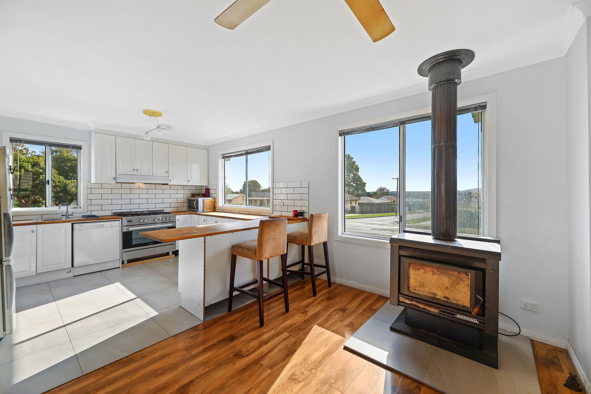 27 Elizabeth Street, Moe VIC 3825, Moe - Thumbnail 6