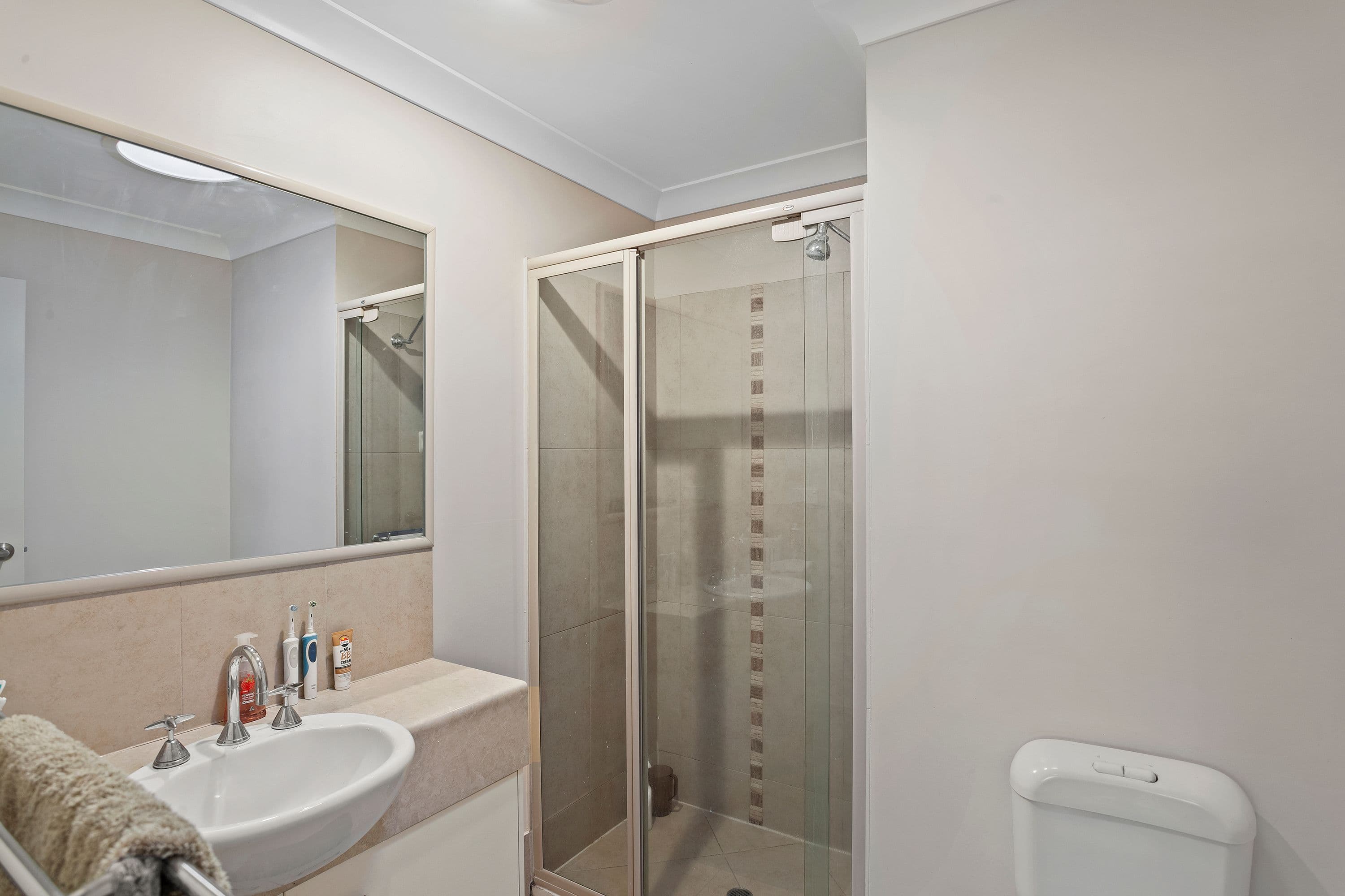 16 Anzac Avenue, Newtown QLD 4350, Newtown - Thumbnail 7