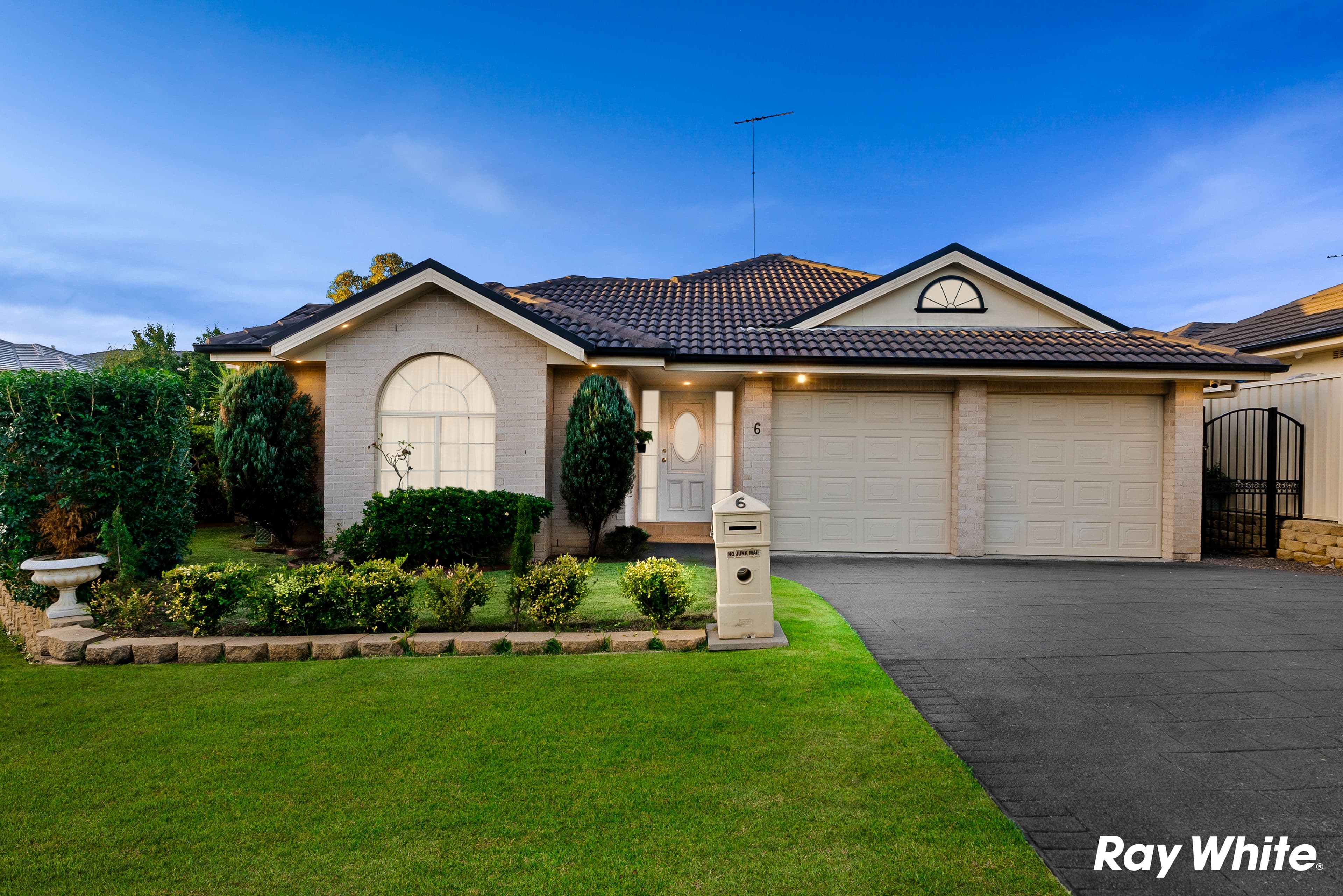 4 Windward Place, Jacobs Well QLD 4208, Jacobs Well - Image 1