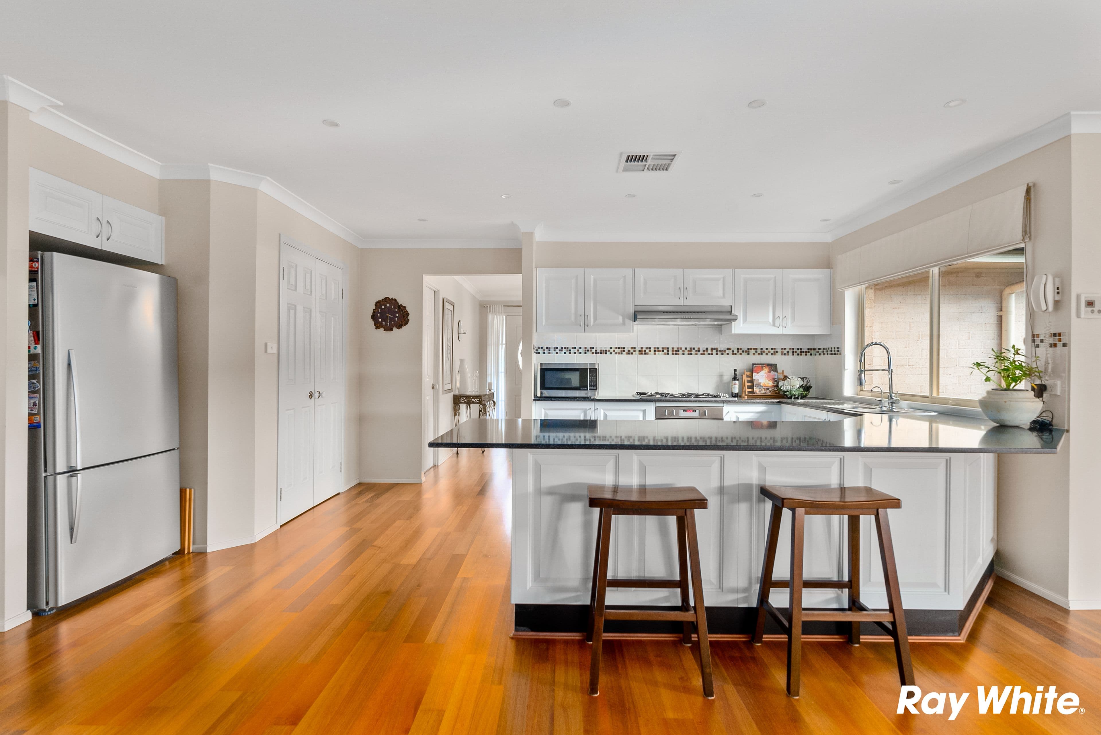 4 Windward Place, Jacobs Well QLD 4208, Jacobs Well - Thumbnail 4