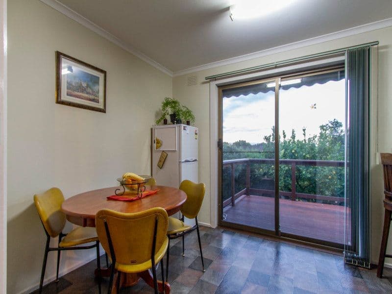 4 Lipton Drive, FRANKSTON VIC 3199, Frankston - Thumbnail 4