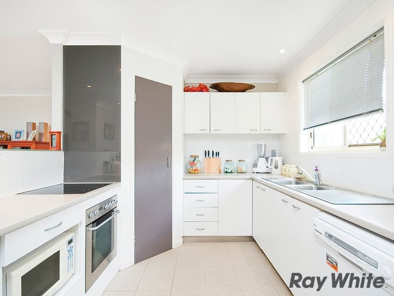 70 Magenta Street, WAVELL HEIGHTS QLD 4012, Wavell Heights - Thumbnail 3