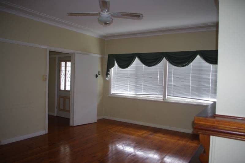 9 Carlyle Street, INVERELL NSW 2360, Inverell - Thumbnail 3