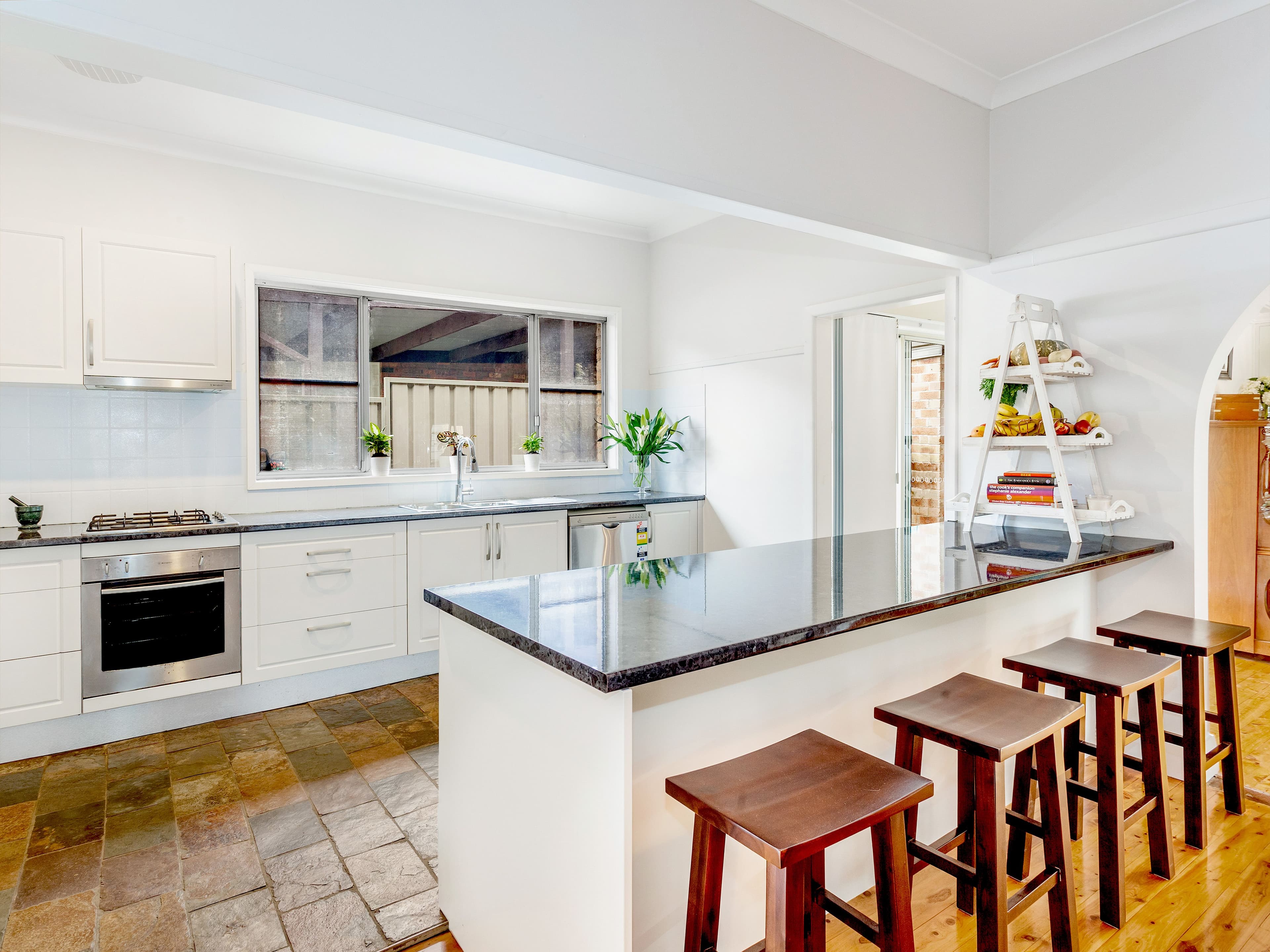 29 High Street, Thirroul - Thumbnail 5