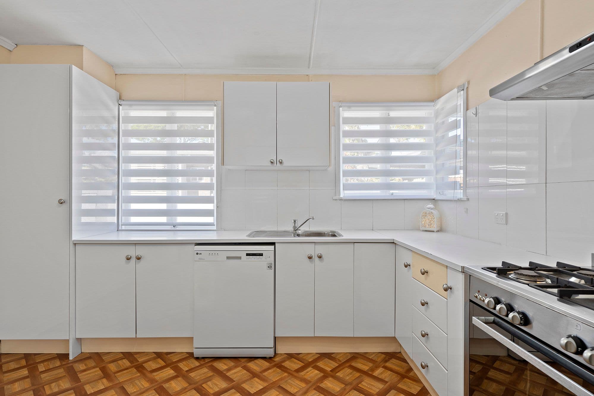 24 Zetland Street, Upper Mount Gravatt QLD 4122, Upper Mount Gravatt - Thumbnail 5