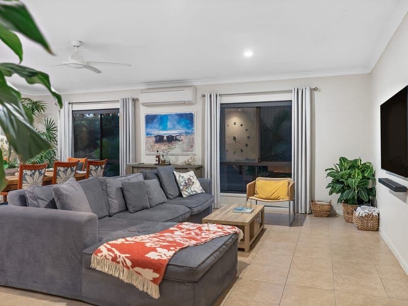17 Greendragon Crescent, Upper Coomera QLD 4209, Upper Coomera - Thumbnail 3