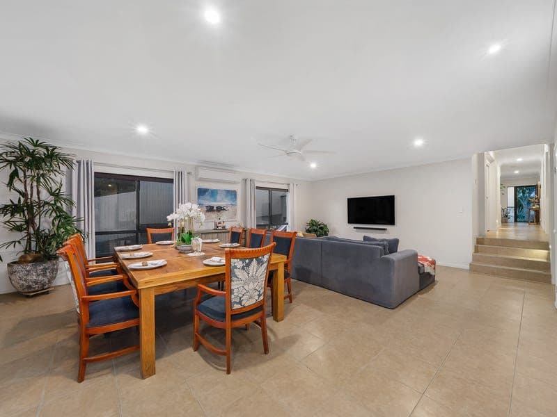 17 Greendragon Crescent, Upper Coomera QLD 4209, Upper Coomera - Thumbnail 6