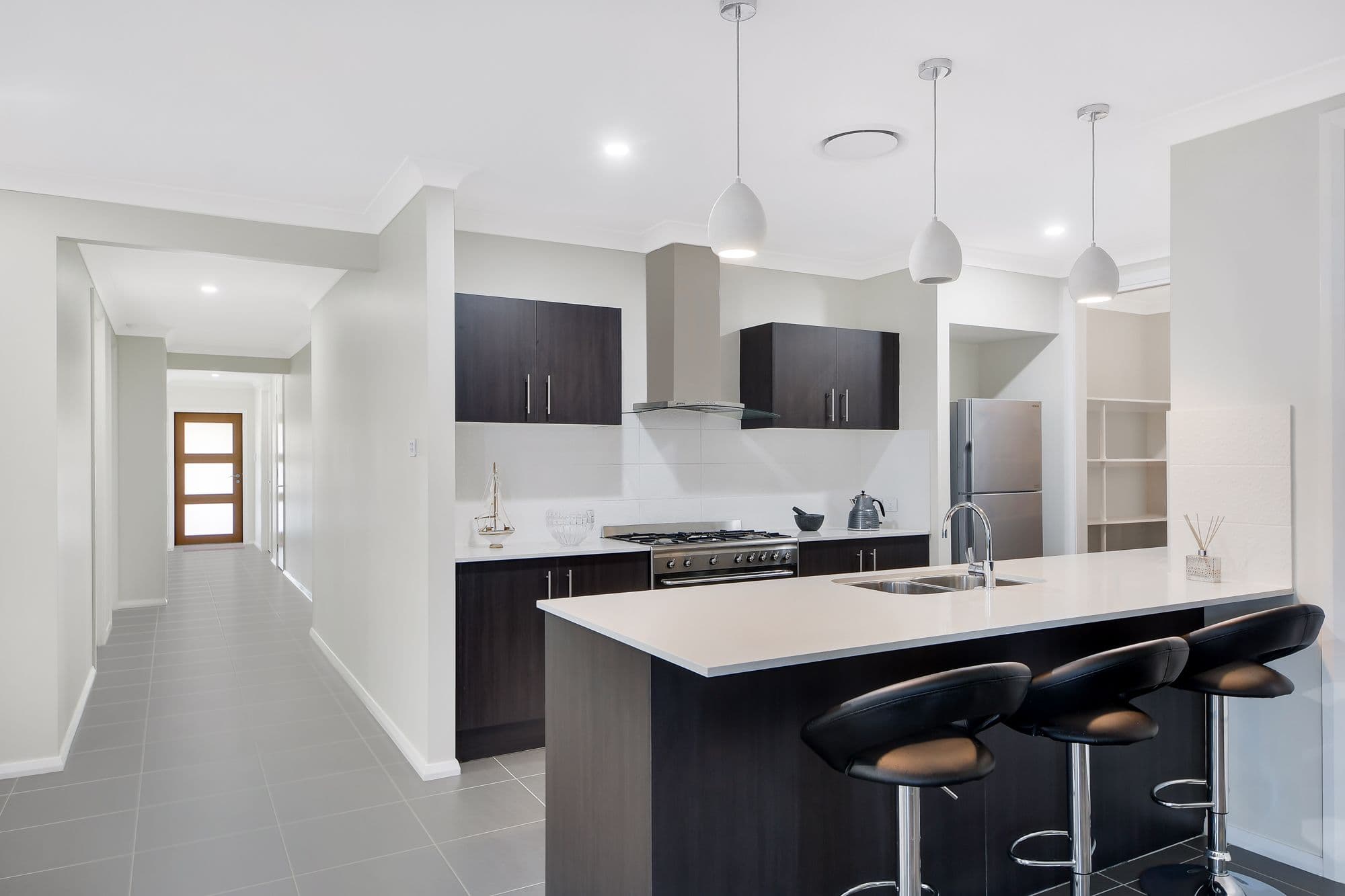 18 Lovegrass Avenue, Denham Court - Thumbnail 5