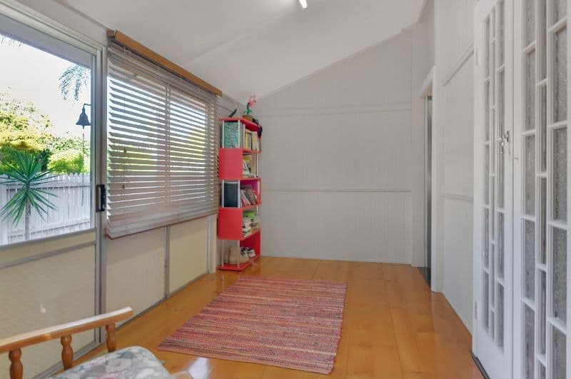 80 Woodend Road, WOODEND QLD 4305, Woodend - Thumbnail 2