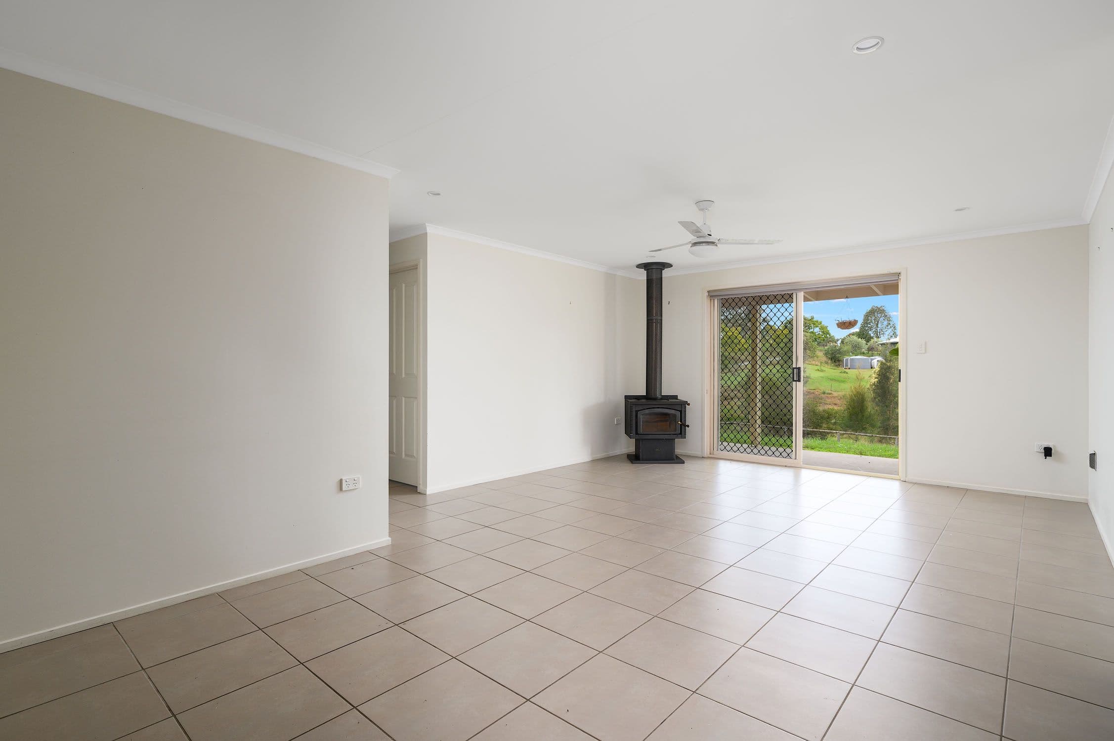 8 Wacal Road, East Deep Creek QLD 4570, East Deep Creek - Thumbnail 5