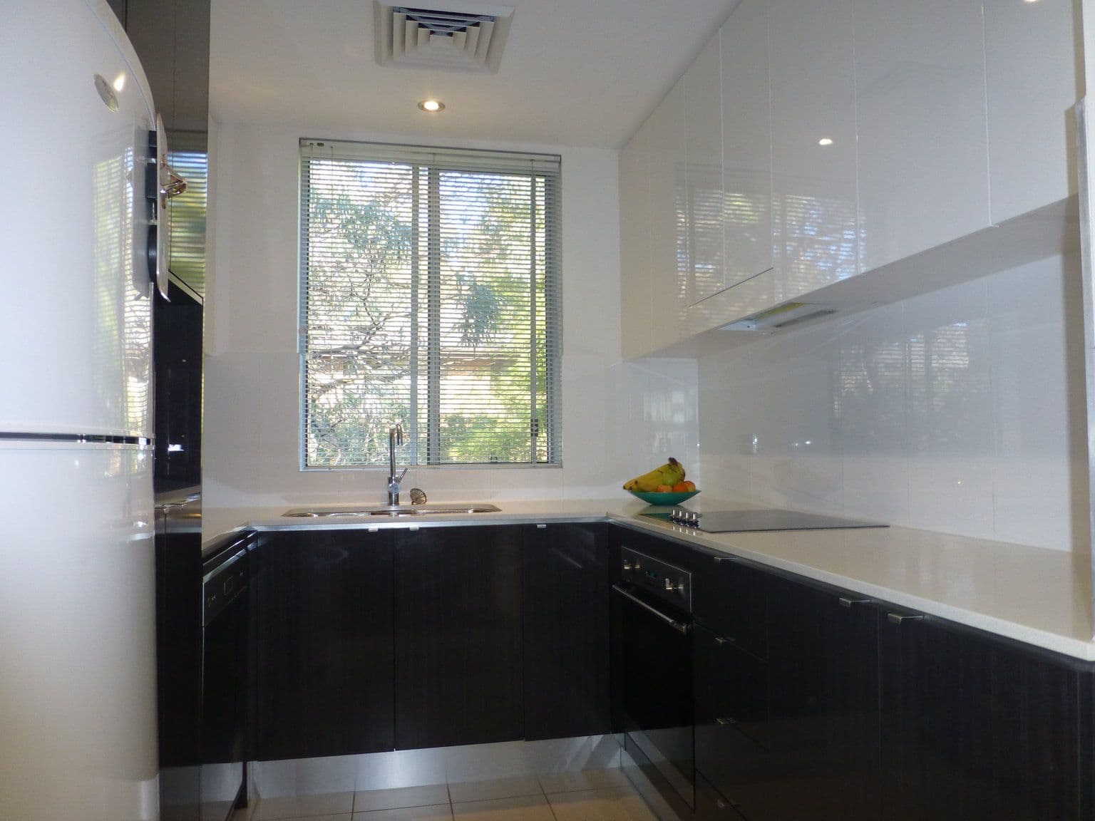 55 Auburn Street, SUTHERLAND NSW 2232, Sutherland - Thumbnail 2