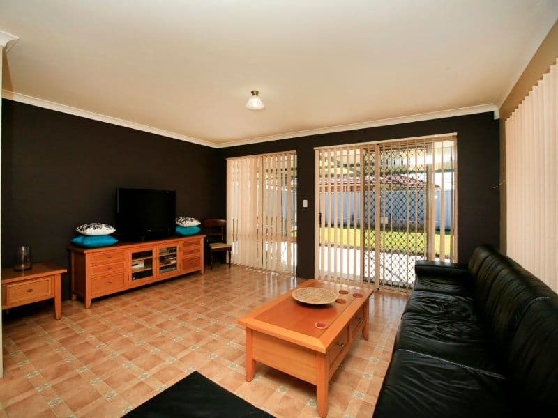 2 Clare Close, CAVERSHAM WA 6055, Caversham - Thumbnail 8