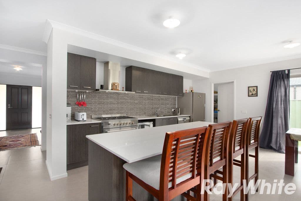 21 Ivy Leaf Road, Pakenham VIC 3810, Pakenham - Thumbnail 5