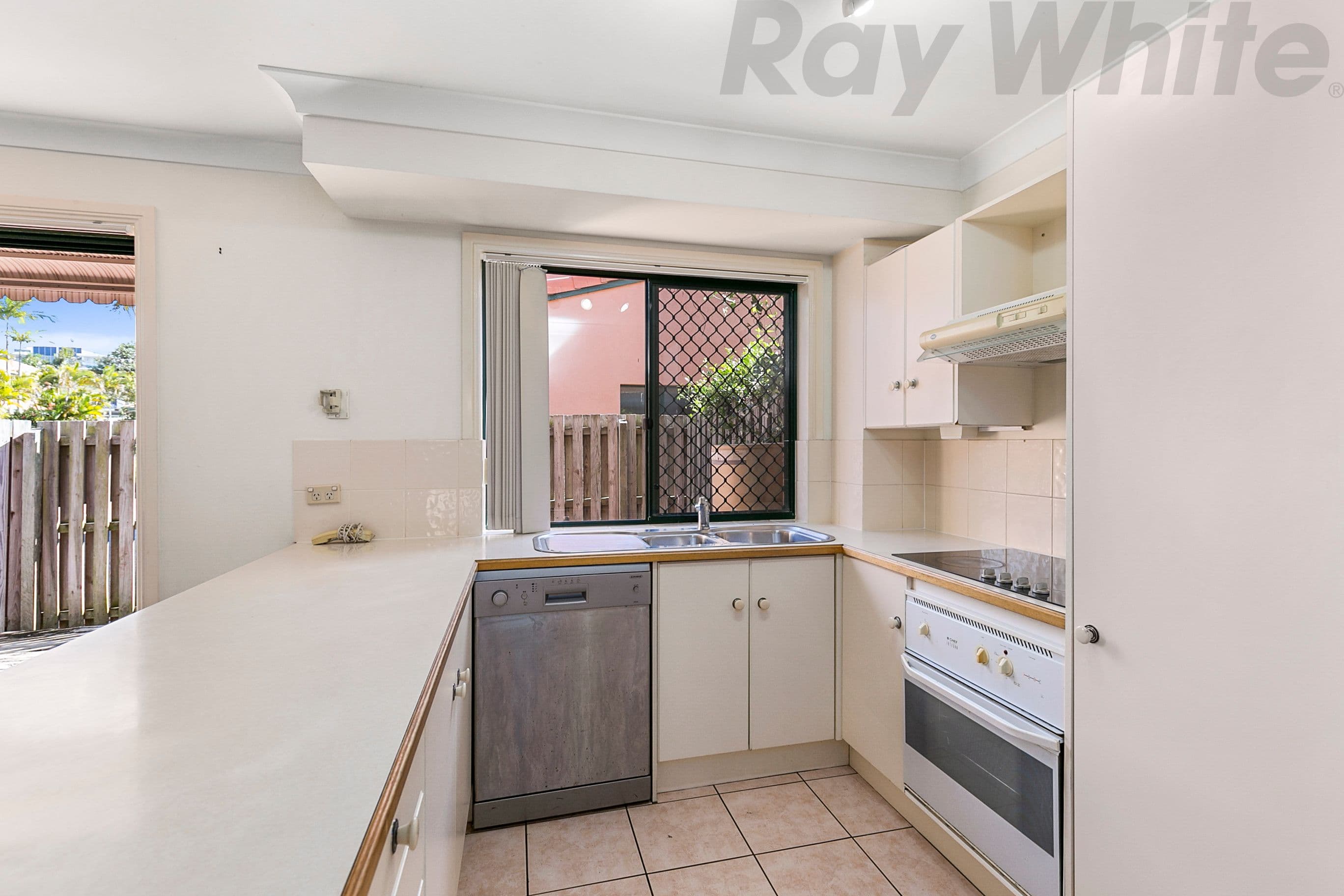 223 Middle Street, Cleveland QLD 4163, Cleveland - Thumbnail 3