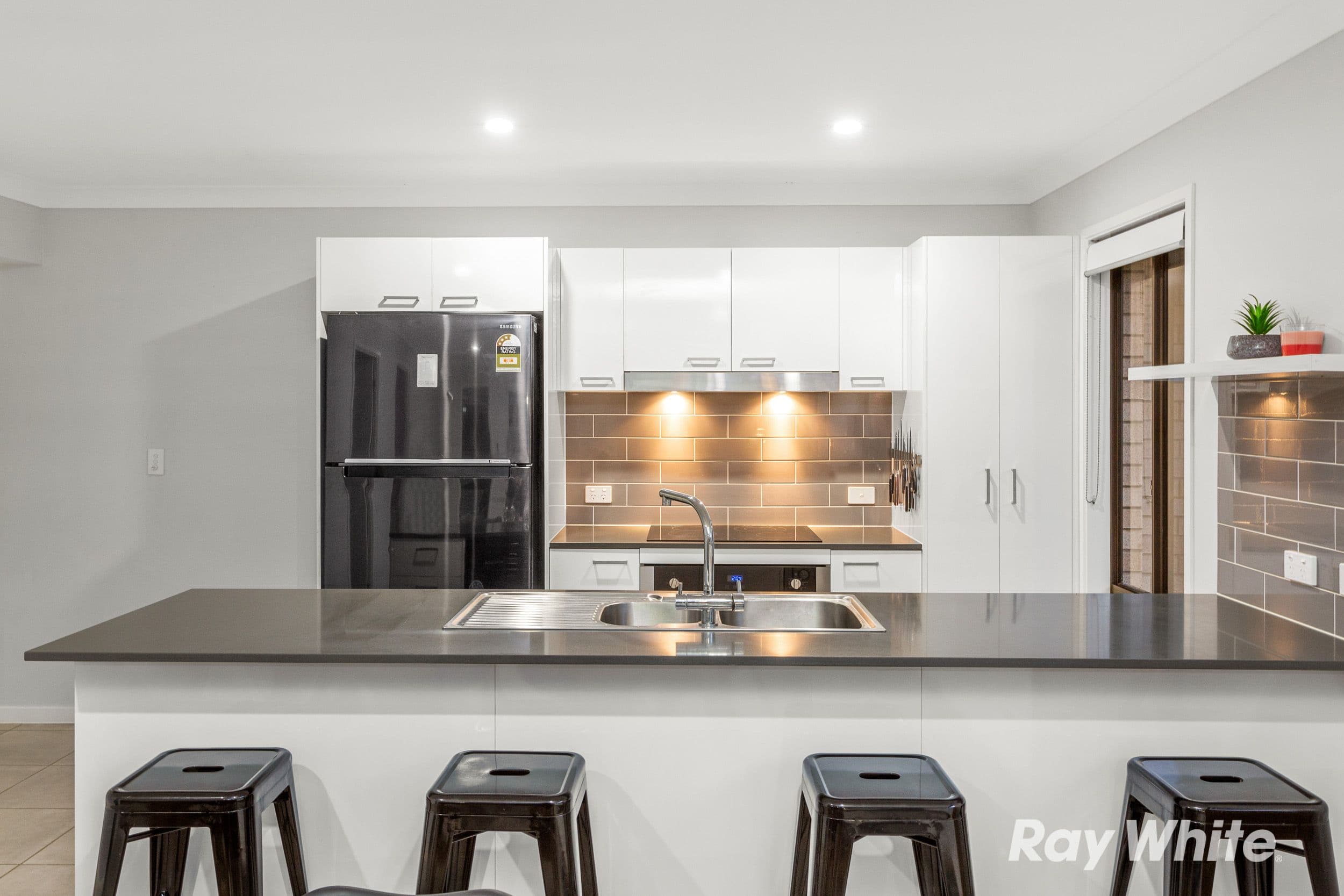 75 Woodward Avenue, Yarrabilba QLD 4207, Yarrabilba - Thumbnail 2