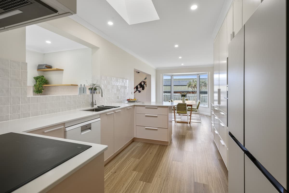 11 Sundale Road, WARRNAMBOOL VIC 3280, Warrnambool - Thumbnail 2