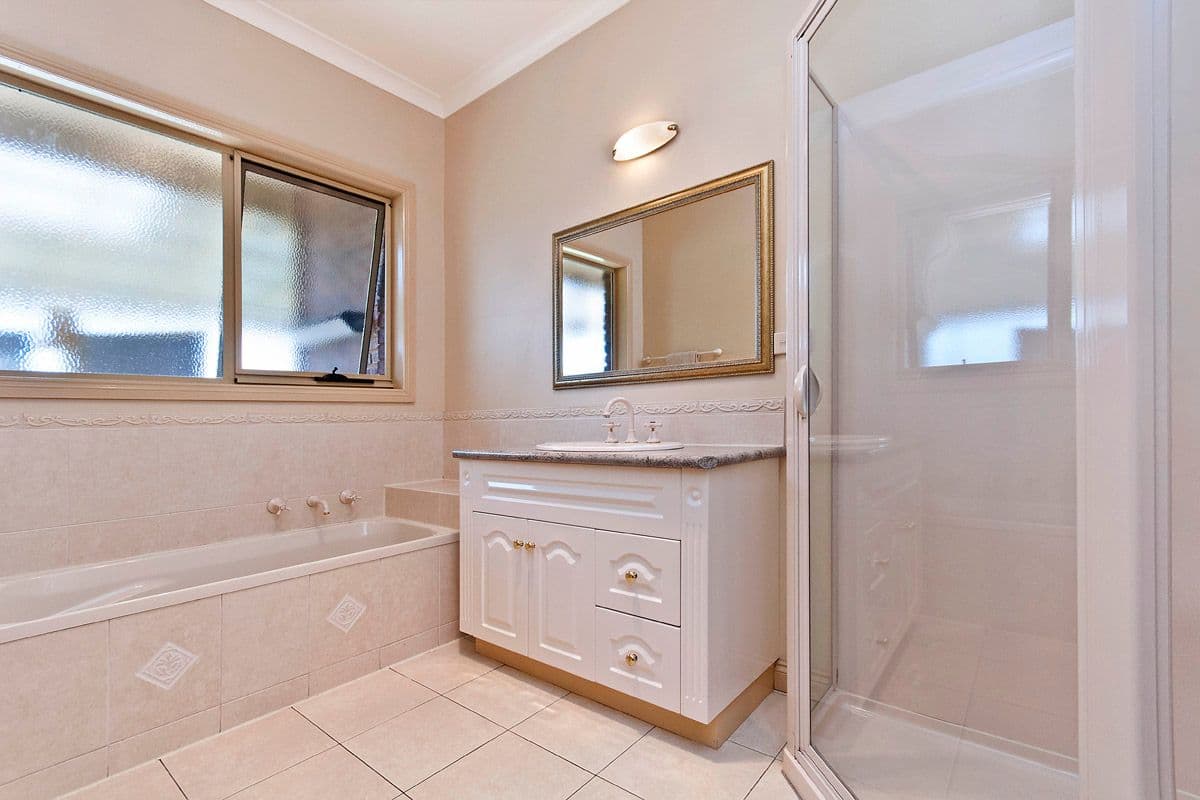 42 Clarke Street, KOROIT VIC 3282, Koroit - Thumbnail 7