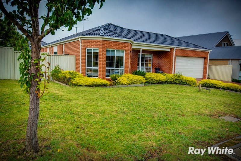 7 Jardine Court, PAKENHAM VIC 3810, Pakenham - Image 1