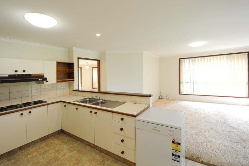80 Wuth Street, DARLING HEIGHTS QLD 4350, Darling Heights - Thumbnail 7