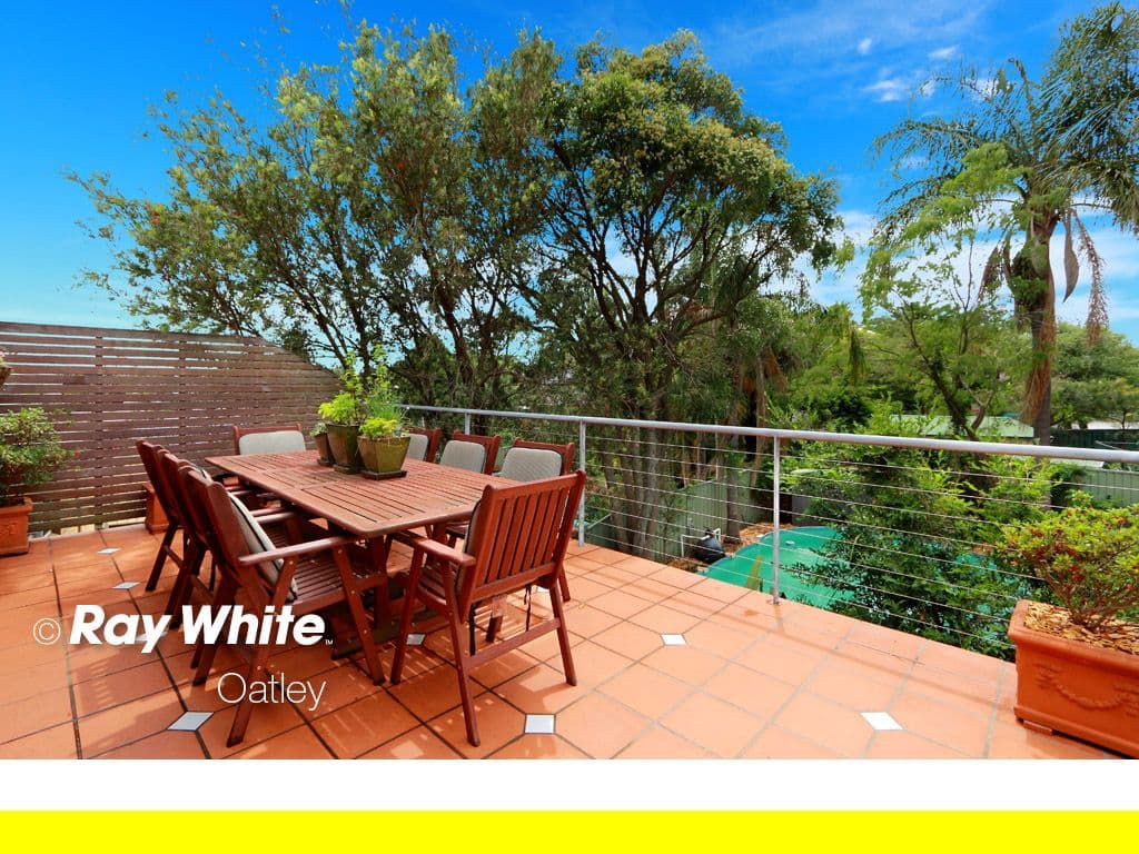 41 Pindari Road, Peakhurst Heights NSW 2210, Peakhurst Heights - Thumbnail 3
