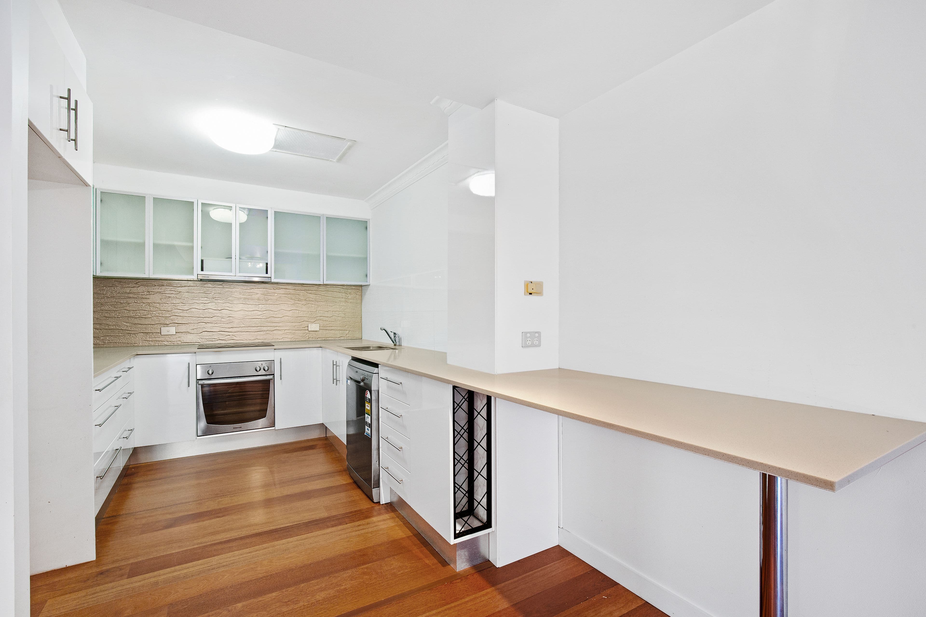 22-24 Heron Avenue, Mermaid Beach QLD 4218, Mermaid Beach - Thumbnail 3
