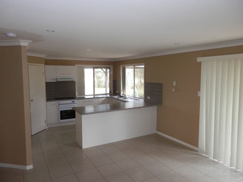 84 Flinders Street, PEAK CROSSING QLD 4306, Peak Crossing - Thumbnail 5
