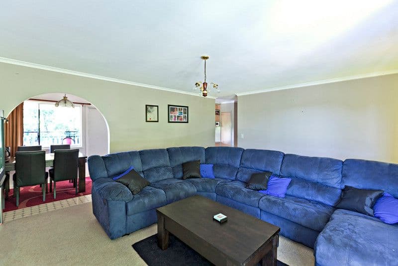 55 Narelle Crescent, ROCHEDALE SOUTH QLD 4123, Rochedale South - Thumbnail 3