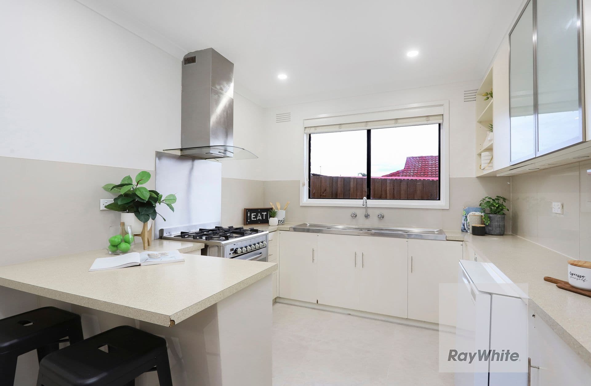 28 Churchill Avenue, Tullamarine VIC 3043, Tullamarine - Thumbnail 8