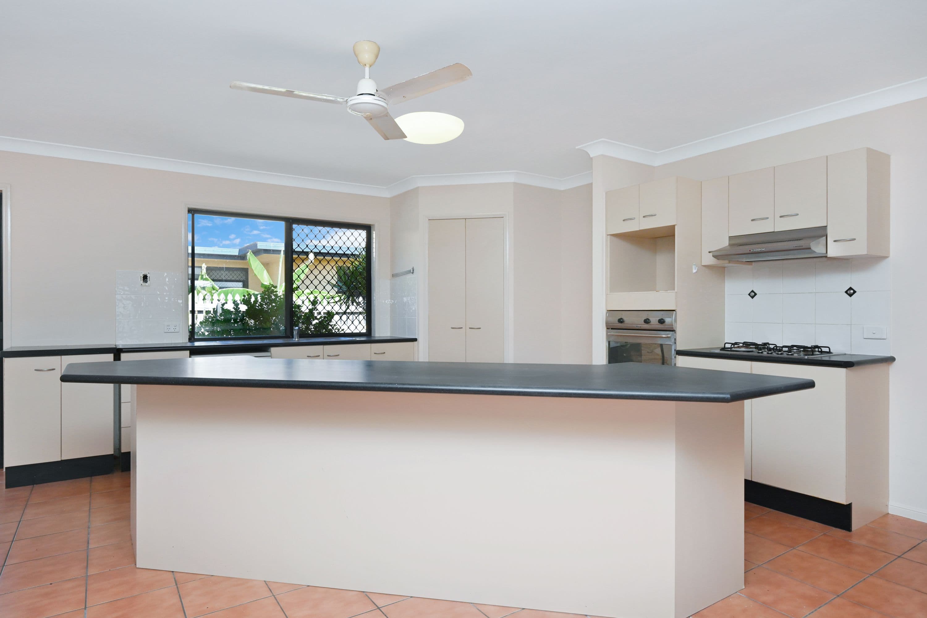 21 Brickondon Crescent, Annandale QLD 4814, Annandale - Thumbnail 2