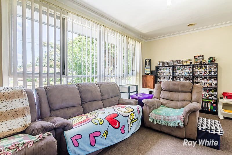 57 Cranbourne Drive, Cranbourne VIC 3977, Cranbourne - Thumbnail 3