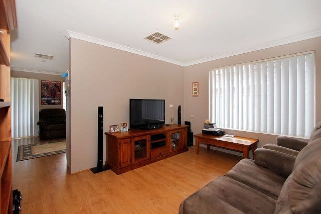 64 San Jacinta Drive, SEVILLE GROVE WA 6112, Seville Grove - Thumbnail 3