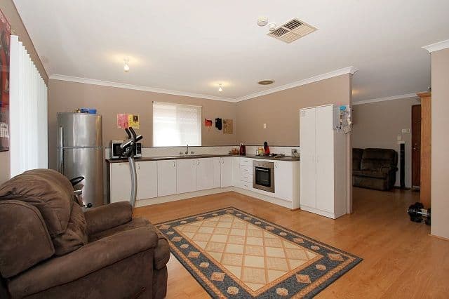 64 San Jacinta Drive, SEVILLE GROVE WA 6112, Seville Grove - Thumbnail 7