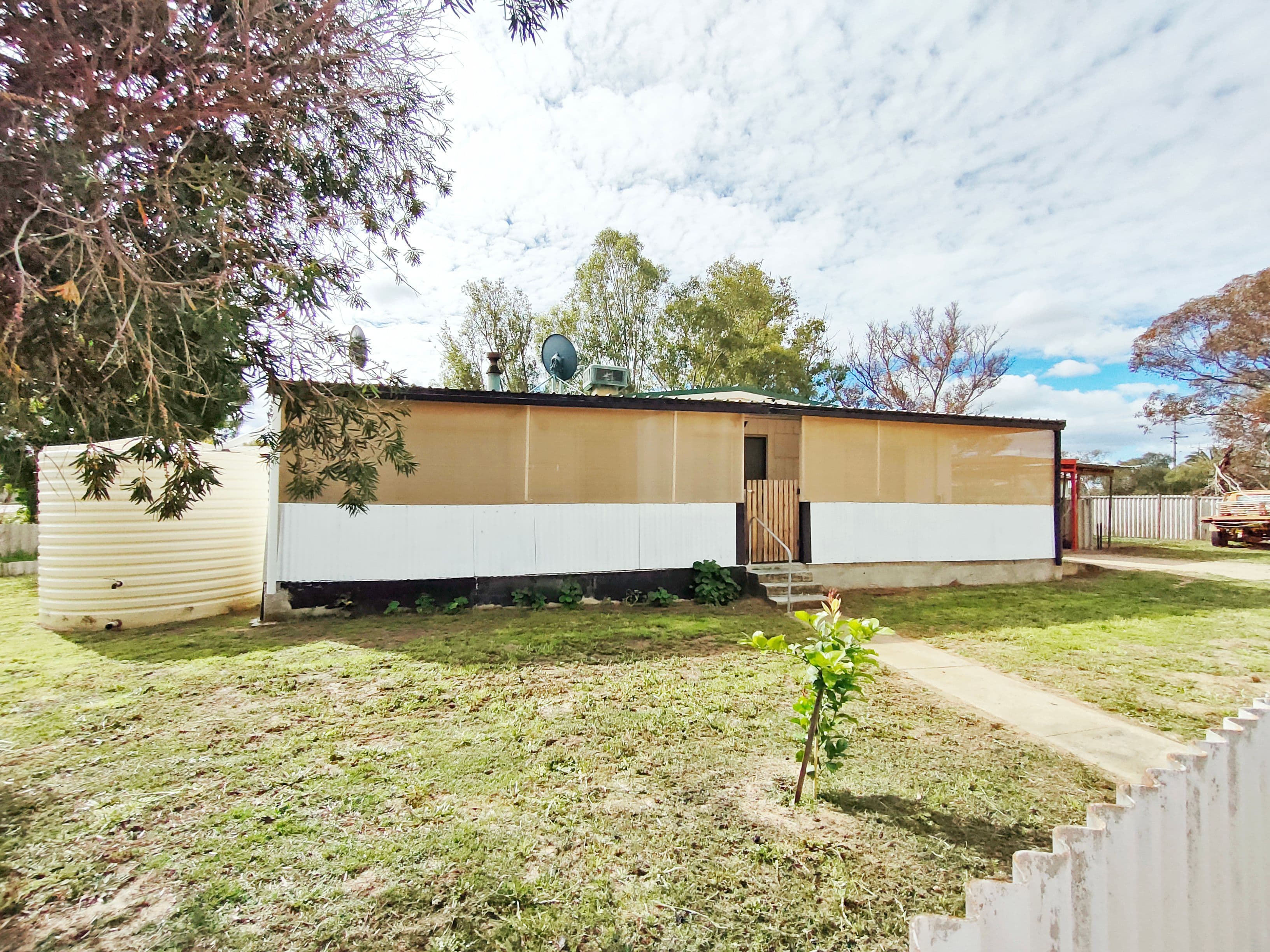6 Clark Place, Eneabba WA 6518, Eneabba - Thumbnail 2