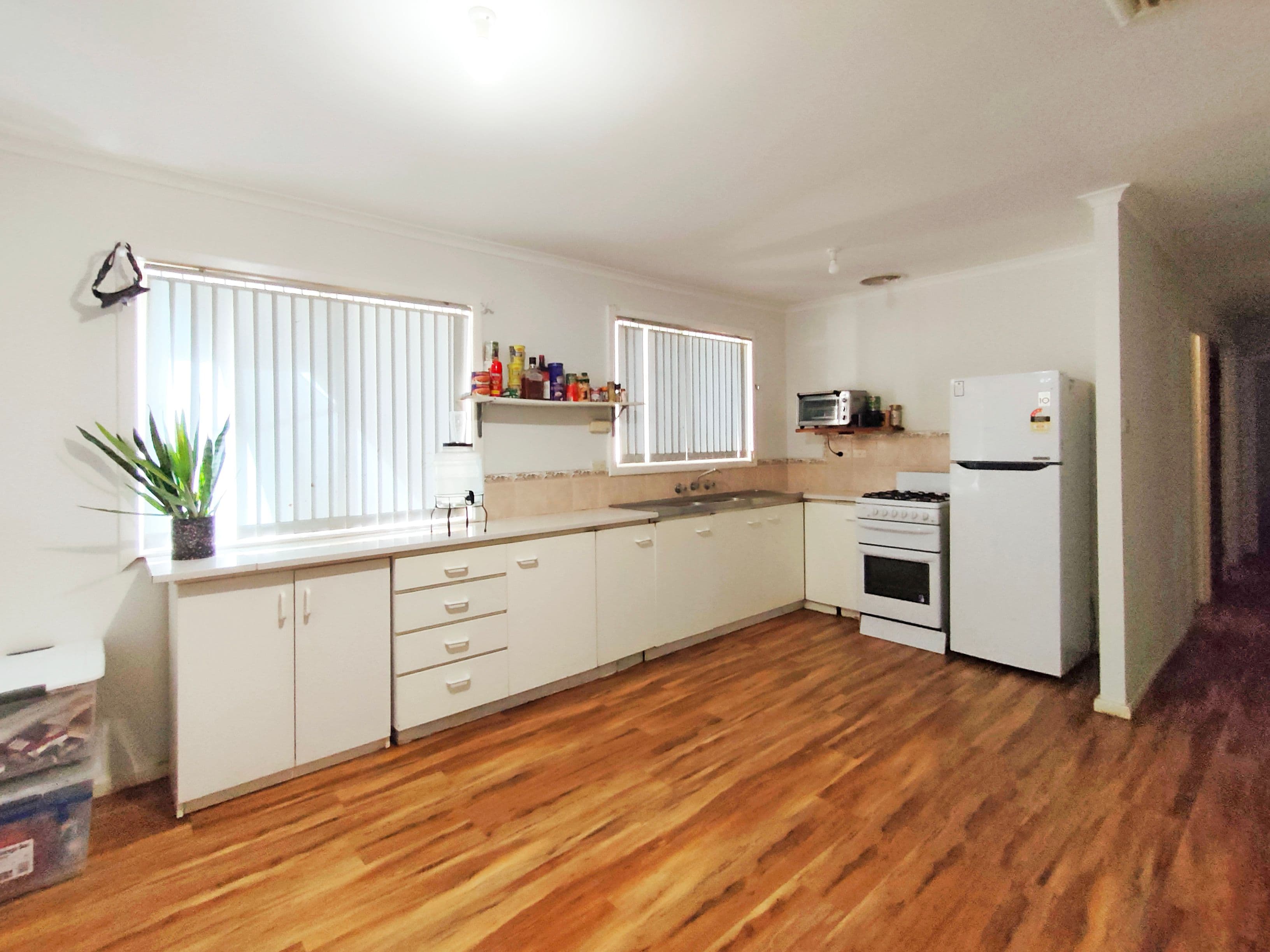 6 Clark Place, Eneabba WA 6518, Eneabba - Thumbnail 3