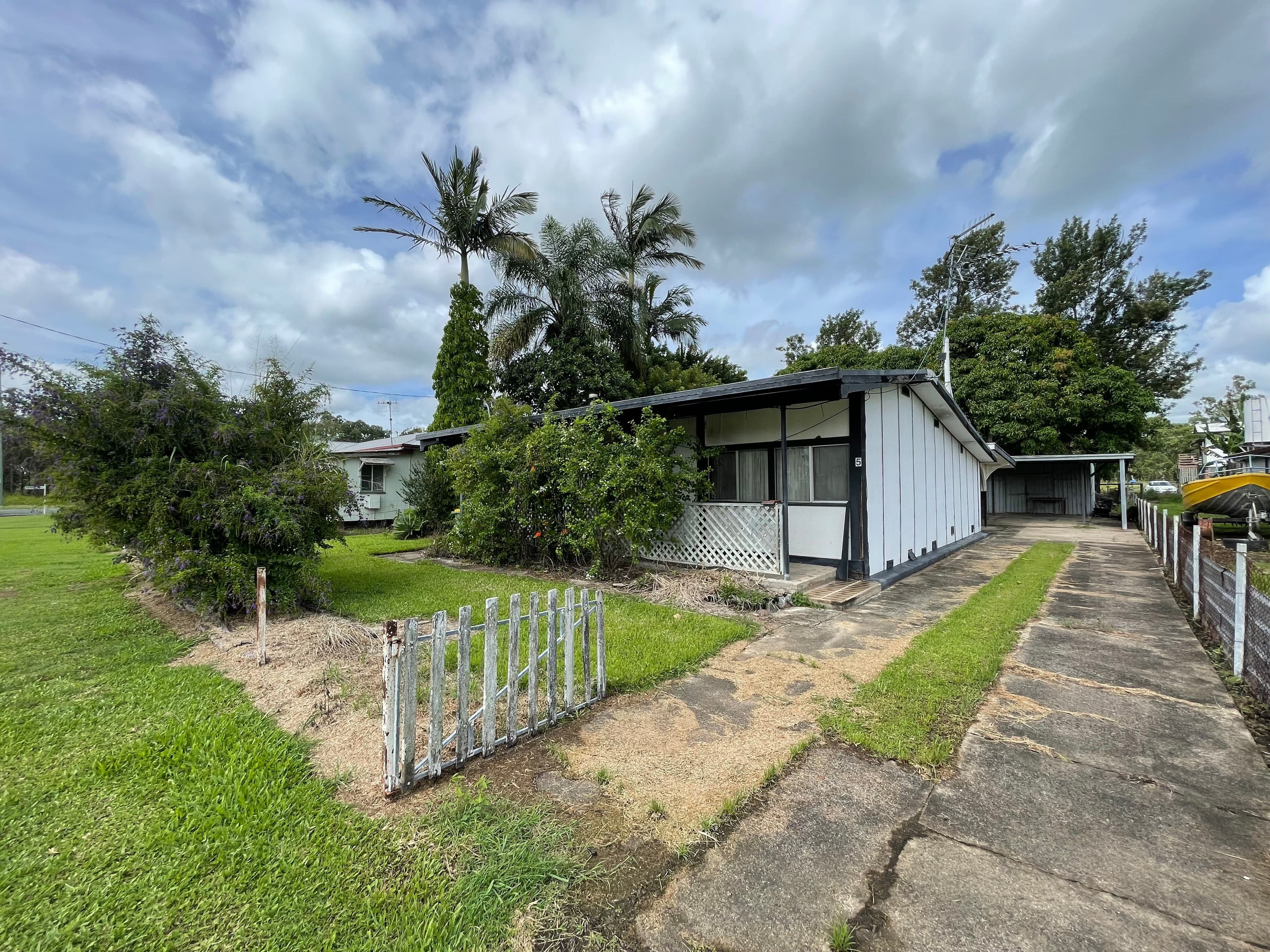 5 Mumby Street, Koumala QLD 4738, Koumala - Thumbnail 2