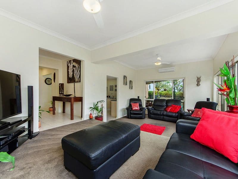 126 Billinghurst Crescent, Upper Coomera QLD 4209, Upper Coomera - Thumbnail 3