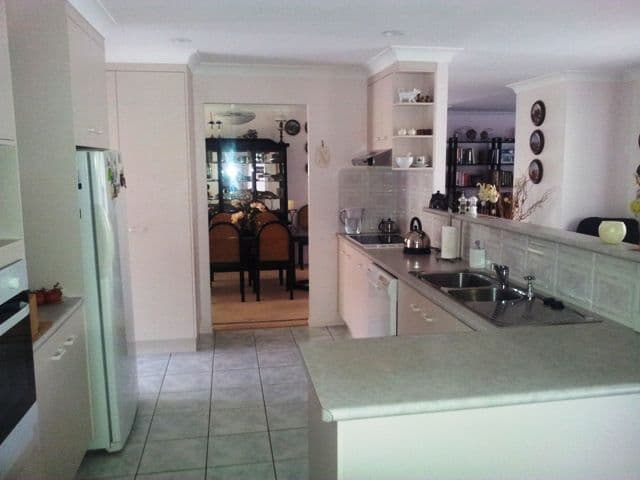 19 Capstan Court, BANKSIA BEACH QLD 4507, Banksia Beach - Thumbnail 2