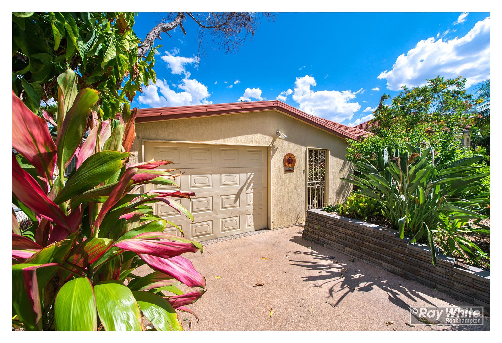 7 Spencer Street, The Range QLD 4700, The Range - Thumbnail 2