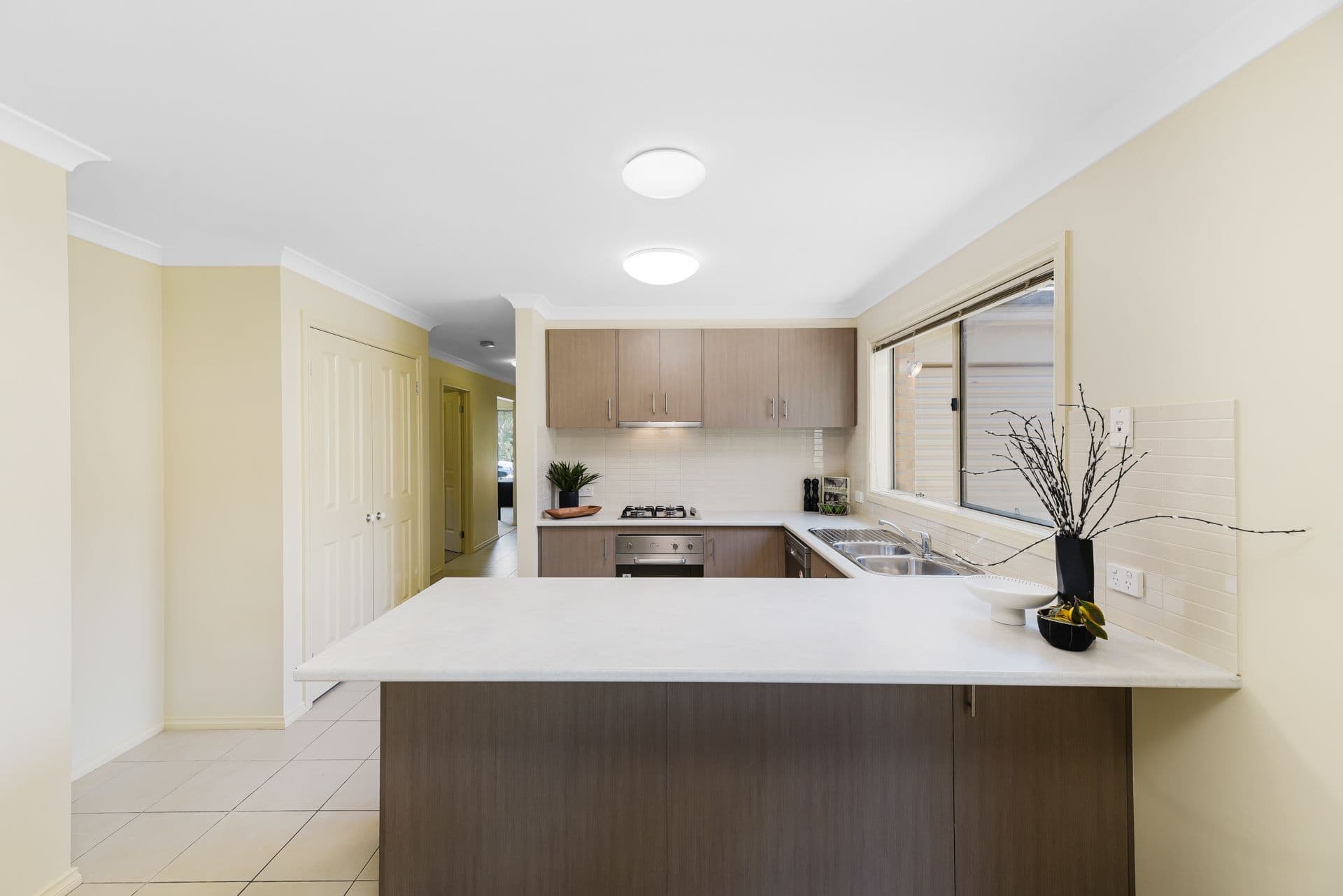 77 Donohue Street, Cranbourne East VIC 3977, Cranbourne East - Thumbnail 5